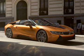 BMW i8 Roadster, supercar hybrid 369 tenaga kuda