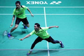 Hendra/Ahsan kalah dari Endo/Watanabe dalam Tour Finals