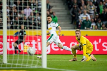 Gladbach naik ke peringkat ke-2 setelah hancurkan Mainz