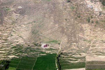 Tanah bergerak akibat gempa Sulteng  7,4 SR