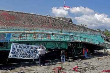 Sisa Gempa dan Tsunami Palu
