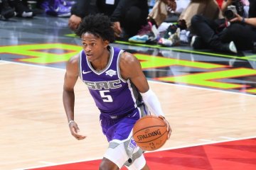 De'Aaron Fox lampaui Michael Jordan saat Kings perpanjang kemenangan beruntun