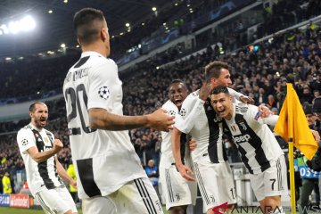 Nyonya Tua Lolos Ke Babak 16 Besar Liga Champions