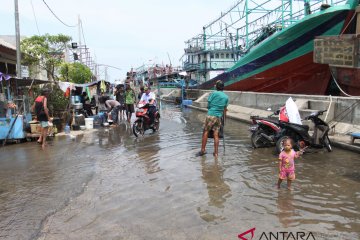 Pemkot Jakut imbau warga aktif cegah banjir