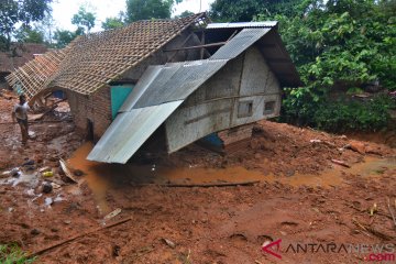 Jawa Barat siaga banjir-longsor hingga Mei 2019