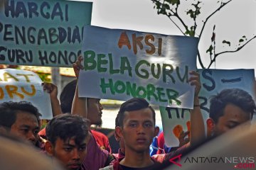 Depok buat standar gaji guru honorer