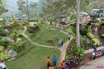 Belajar dari obyek wisata Watu Rumpuk