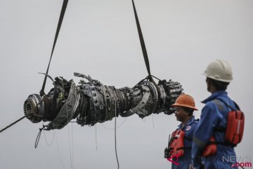 Evakuasi Turbin Lion Air JT 610