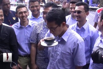 Cawapres Sandiaga bantah kampanye hitam