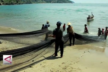 Tradisi pengolahan garam tradisional asal Sumbar