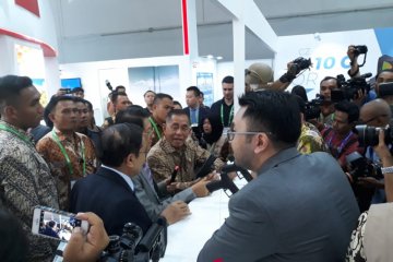 Menhan kunjungi sejumlah stand di "Indo Defence"