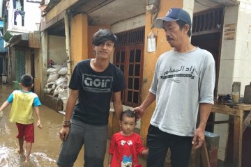 Ratusan jiwa terkena dampak banjir di Jakarta