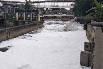 Tambahan tiga pompa stasioner cegah Grogol terendam banjir