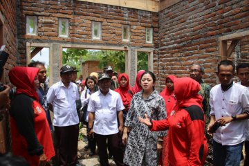 Puan pastikan pembangunan rumah korban gempa berjalan lancar