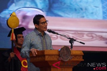 Sandiaga sampaikan orasi ilmiah pada Wisuda UBK