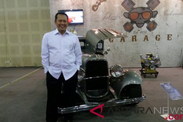 Kunjungi IMX 2018, Bambang Soesatyo kepincut mobil modifikasi ini