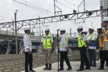 Presiden pastikan MRT Jakarta beroperasi Maret 2019