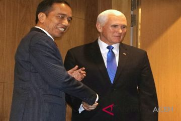 Mantan Wapres AS Mike Pence tantang Trump dalam pilpres 2024