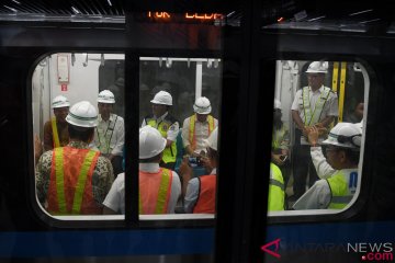 Anies: Perkembangan proyek MRT-LRT sudah lebih dari 90 persen