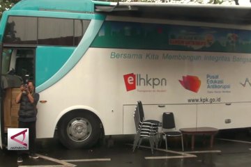 Pemprov Jabar replikasi bus antikorupsi KPK