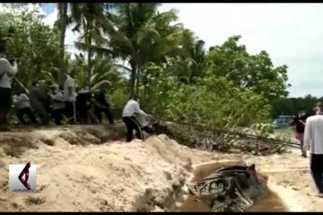 Bangkai paus dikuburkan untuk hindari pencemaran