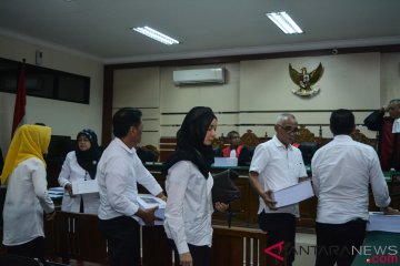 KPK perpanjang penahanan 14 tersangka DPRD Kota Malang