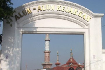 2 Alun-alun di Cirebon direnovasi 2019