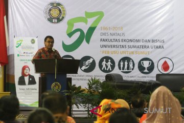 Direktur Kepatuhan Bank Mandiri Hadiri Dies Natalis FEB USU