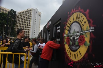 Antre Penukaran Tiket Gun's N Roses