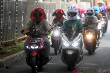 Konvoi Komunitas Helm Kreasi