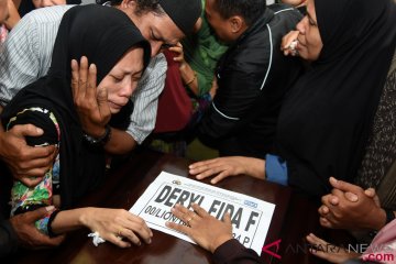 DVI identifikasi empat lagi korban kecelakaan JT 610