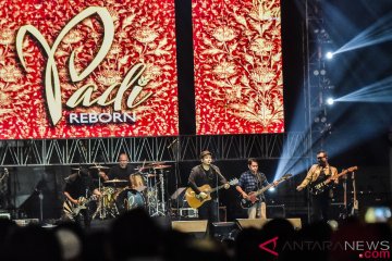 Aksi Padi Reborn di 90's Festival