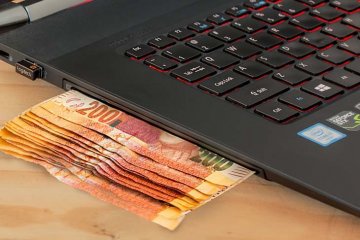 3 tips ampuh longgarkan jeratan pinjaman online ilegal yang mencekik keuangan