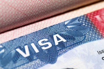 Visa WNA ke RI dihentikan sementara waktu