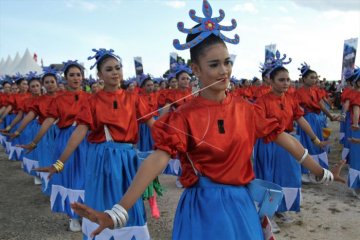 Warna warni dan meriahnya Wakatobi Wave