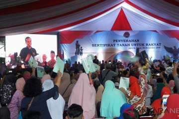 Pemerintah serahkan 5 ribu sertifikat tanah untuk rakyat di Jakarta Timur
