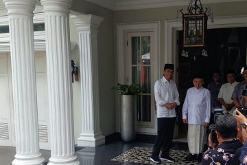 Jokowi penuhi undangan makan siang Ma'ruf Amin