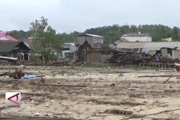Korban Tsunami di Kec. Sumur mulai kehabisan makanan