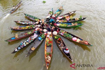 Pasar Terapung, budaya Kesultanan Banjar