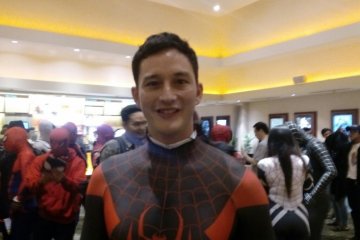 Mike Lewis punya kemiripan dengan karakter Spider-Man