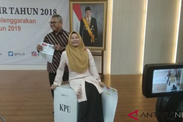 KPU tekankan kotak suara pemilu kuat sesuai fungsinya