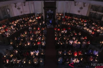 Umat kristiani padati Gereja Katedral Kristus Raja