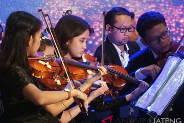 Konser SMI Light Orchestra