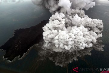 BMKG: longsoran Gunung Anak Krakatau sebabkan tsunami