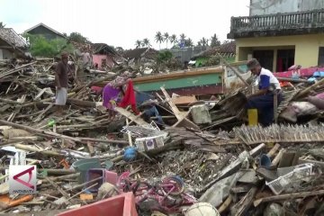 Satu desa hancur disapu Tsunami Selat Sunda