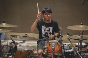 Jenazah drummer Seventeen dibawa ke rumah sakit Serang