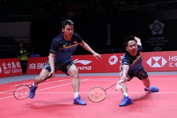 Cedera otot leher, Minions mundur dari turnamen di Guangzhou
