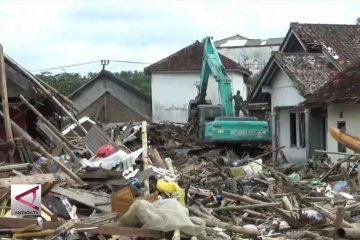 426 Orang meninggal dunia akibat Tsunami Selat Sunda