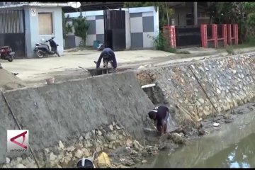 Wali Kota Kendari ajak masyarakat giat lakukan kerja bakti