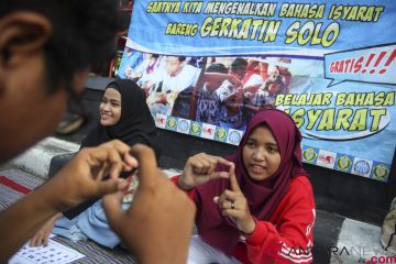 Sosialisasi Bahasa Isyarat